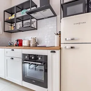 charmant-appartement-en-hypercentre.midi-pyreneeshotels.com/