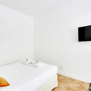 Charming Studio Near Bastille Paris