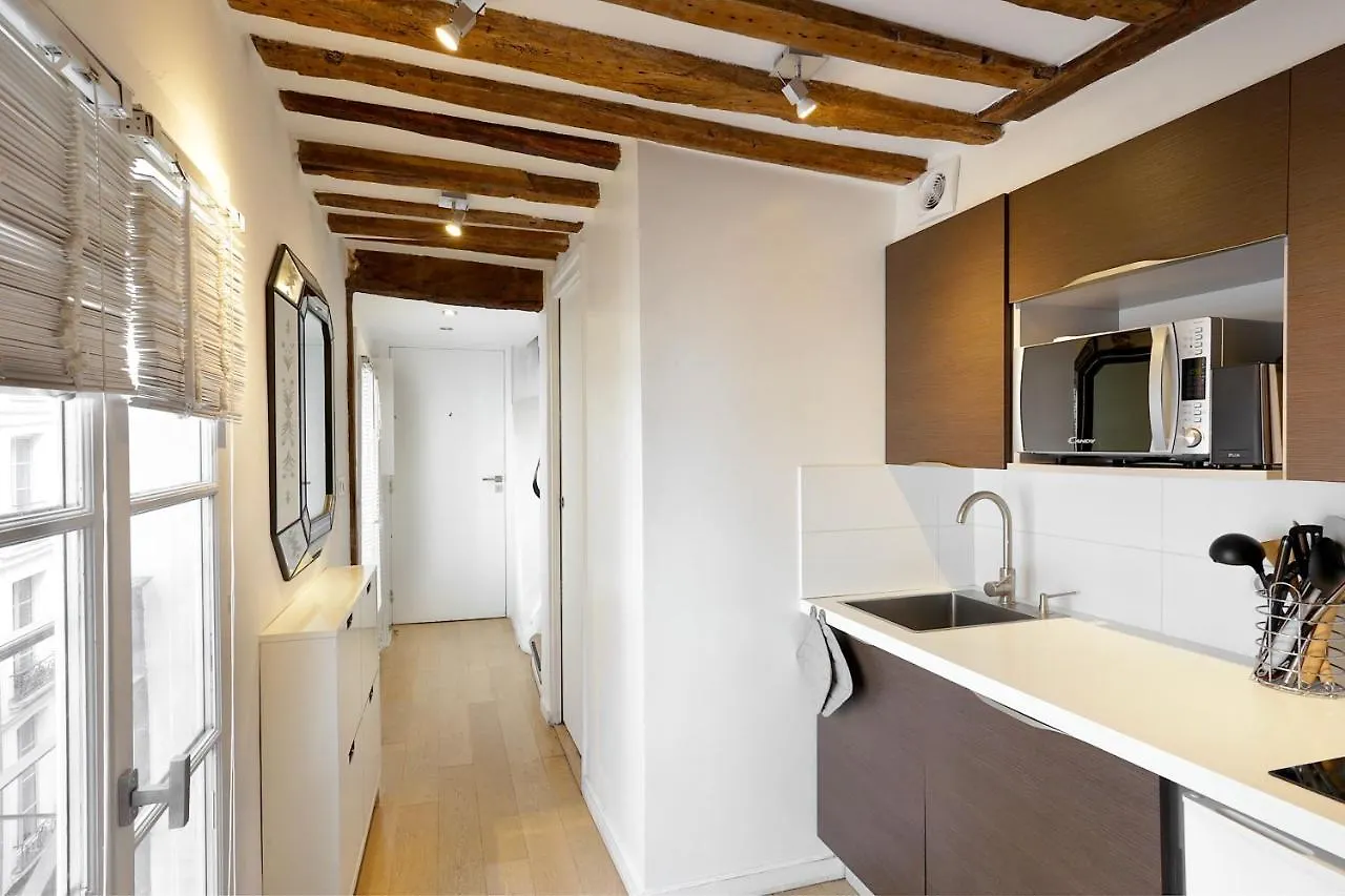 Apartamento Habitat Parisien - 1Br-1Ba - Duplex Louvre Museum Francia