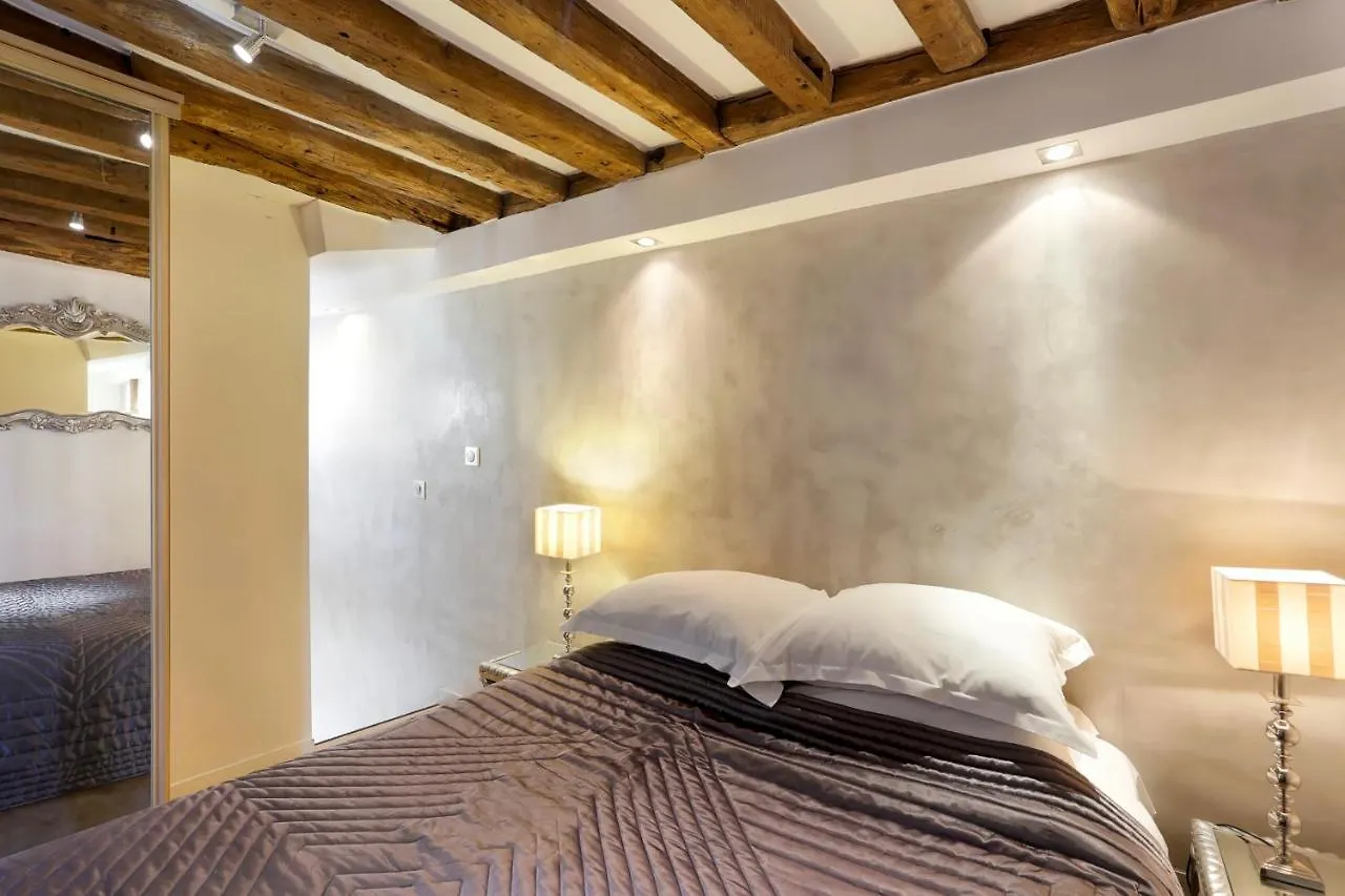 Apartamento Habitat Parisien - 1Br-1Ba - Duplex Louvre Museum